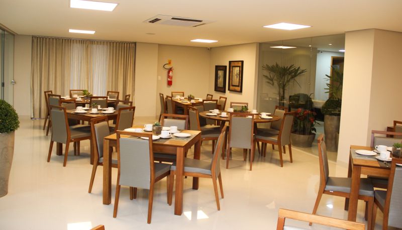 Sala prima colazione all'interno del ristorante - Gran Park Hotel e Convenções