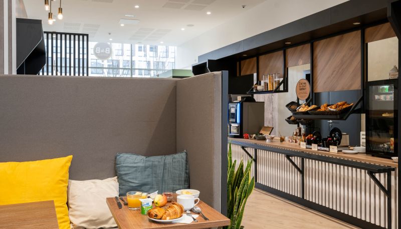 Frühstücksraum - B&B HOTEL Saint Nazaire / Pornichet