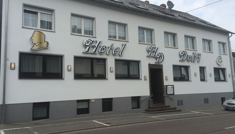 Exterior view - Dolfi