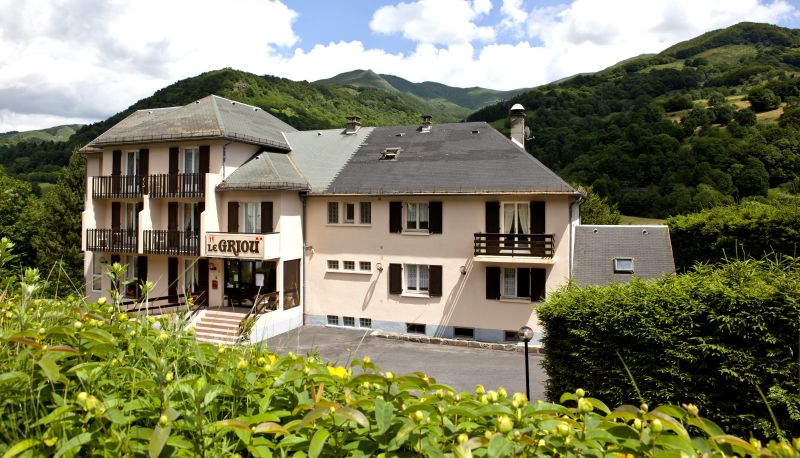 Hotel outdoor area - Le Griou