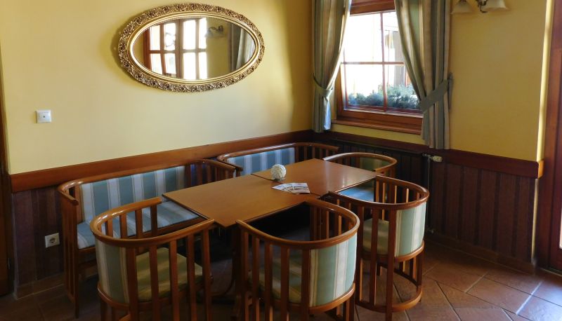 Salón - Berki Vendéglő és Hotel