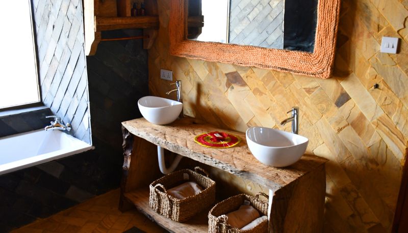 Łazienka - Serengeti Safari Lodge
