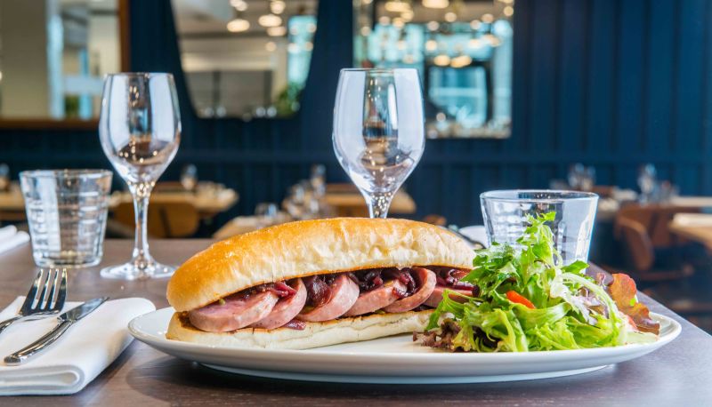 Restaurante - KOPSTER Hotel Lyon Groupama Stadium