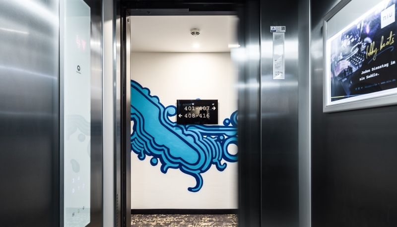 Interior del hotel - SADDLE FÜRTH by IHG Holiday Inn - the niu