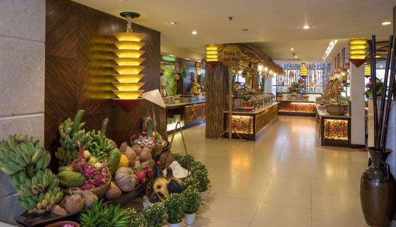 Frühstücksraum innerhalb des Restaurants - Palace Hotel Saigon