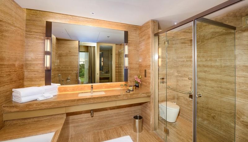 Łazienka - The Den Bengaluru LXR Hotels and Resorts