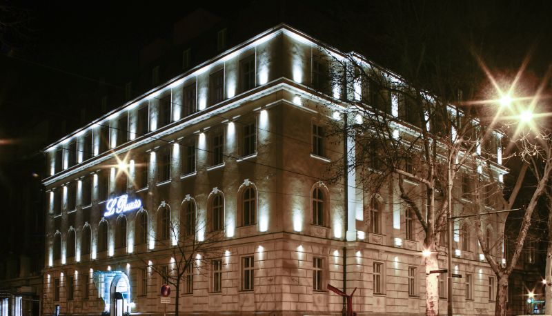 Buitenruimte van het hotel - Boutique Hotel Le Premier