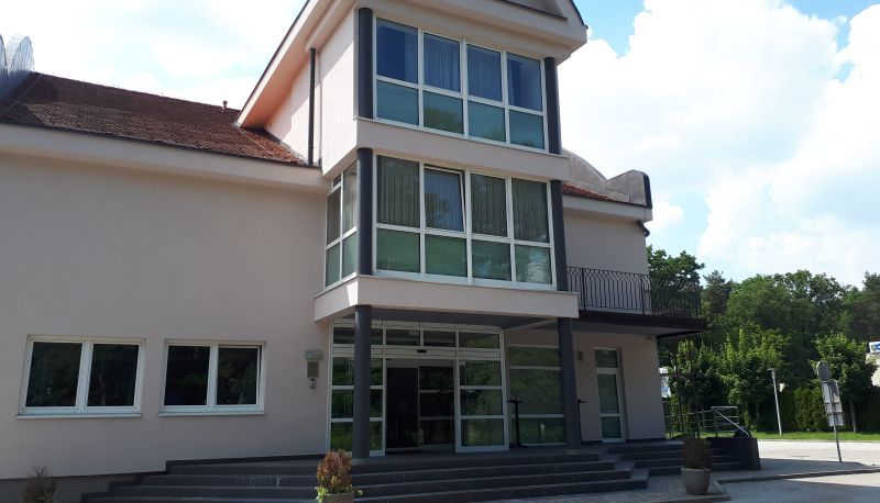 Zona exterior del hotel - Maribor INN Hotel