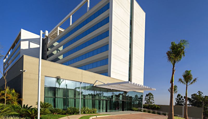 Area esterna dell'hotel - Royal Palm Tower Anhanguera
