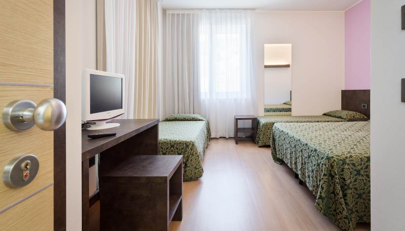 Quadruple room - Due Laghi