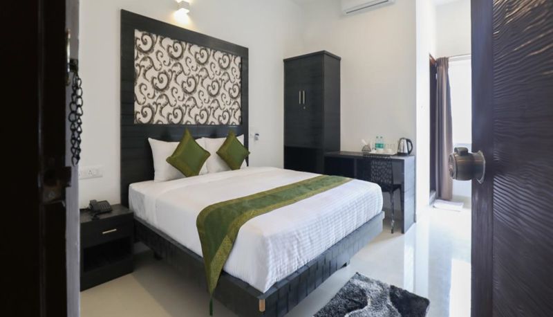 Standard room (double) - Dhruv Palace