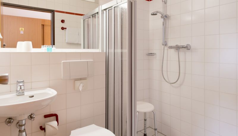 Cuarto de baño - Days Inn by Wyndham Dortmund West