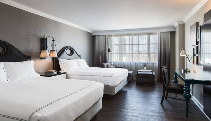 Zimmer - The Lindy Renaissance Charleston Hotel