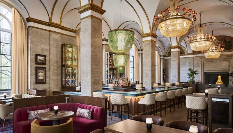 Bar - Hotel Cleveland Autograph Collection