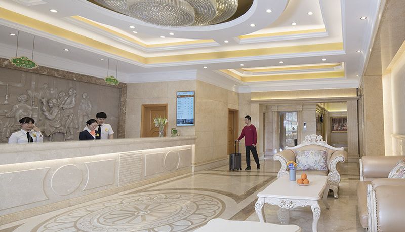 Hall - vienna hotel (Dongfang Avenue) Dongfang Avenue High-speed Railway Station