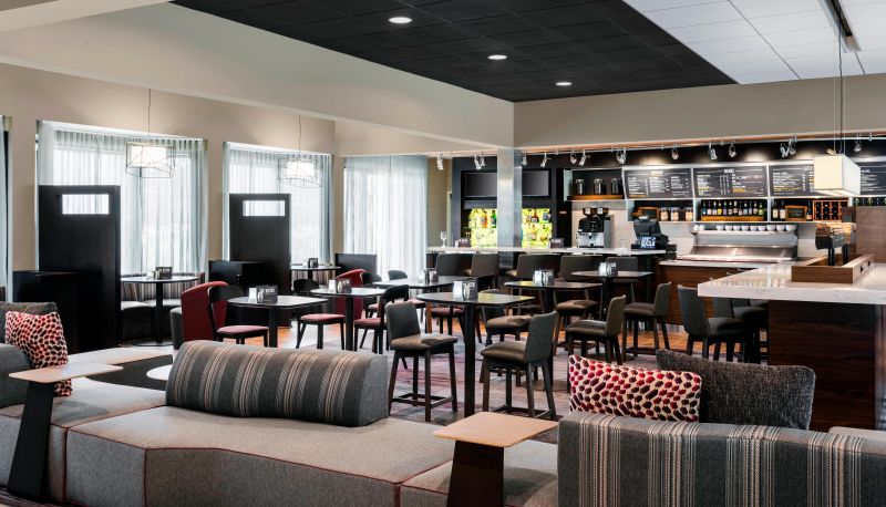 Lobby - Courtyard by Marriott Chicago OHare