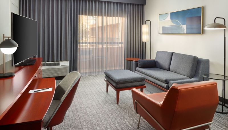 Camera - Courtyard by Marriott Charlottesville North
