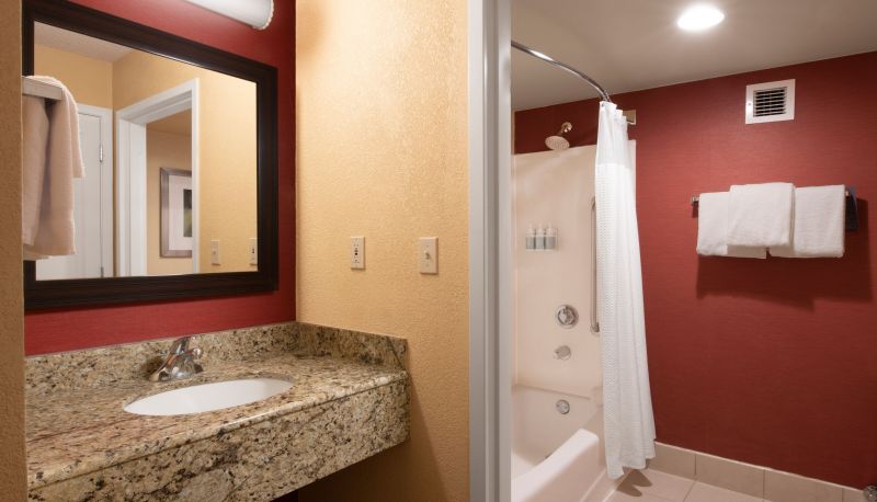 Chambre - Courtyard by Marriott Dallas Plano in Legacy Park