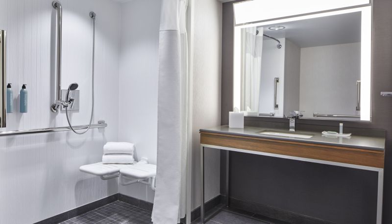 Zimmer - Courtyard by Marriott Detroit Downtown