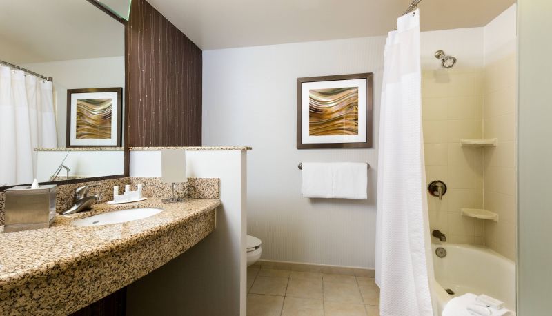 Camera - Courtyard by Marriott Houston by The Galleria