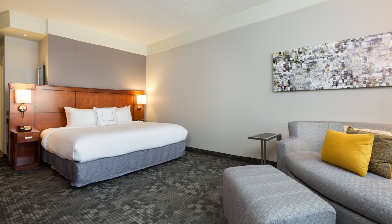 Camera - Courtyard by Marriott Houston by The Galleria