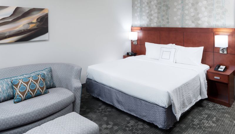 Room - Courtyard by Marriott Alexandria Old Town Southwest
