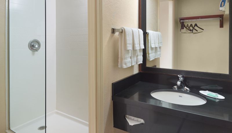Camera - Fairfield Inn and Suites by Marriott Atlanta Buckhead