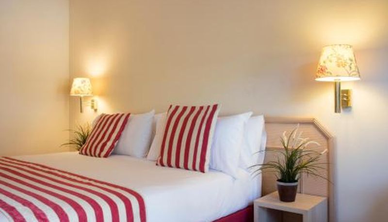 Suite - Luna Club Hotel Yoga & Spa 4Sup