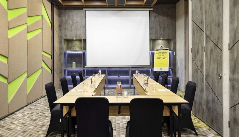 Sala riunioni - ibis Styles Jakarta Simatupang