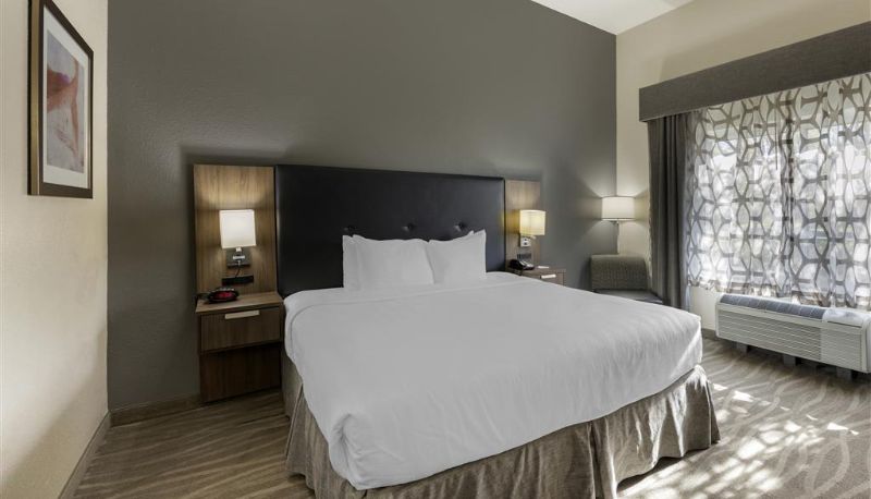 Camera - Best Western Plus Nashville Airport Hotel