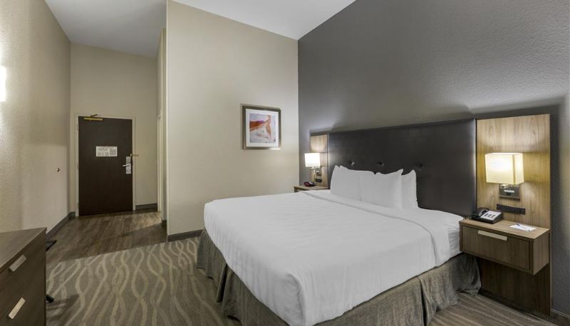 Camera - Best Western Plus Nashville Airport Hotel