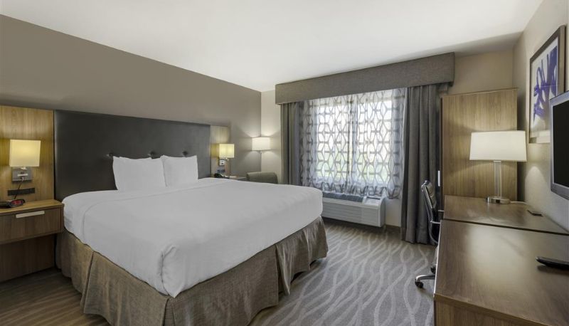 Camera - Best Western Plus Nashville Airport Hotel