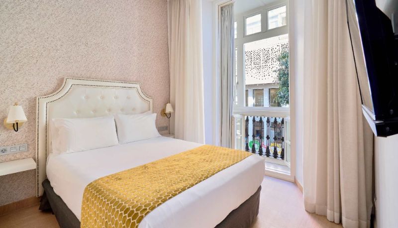 Info - TANDEM SOHO SUITES