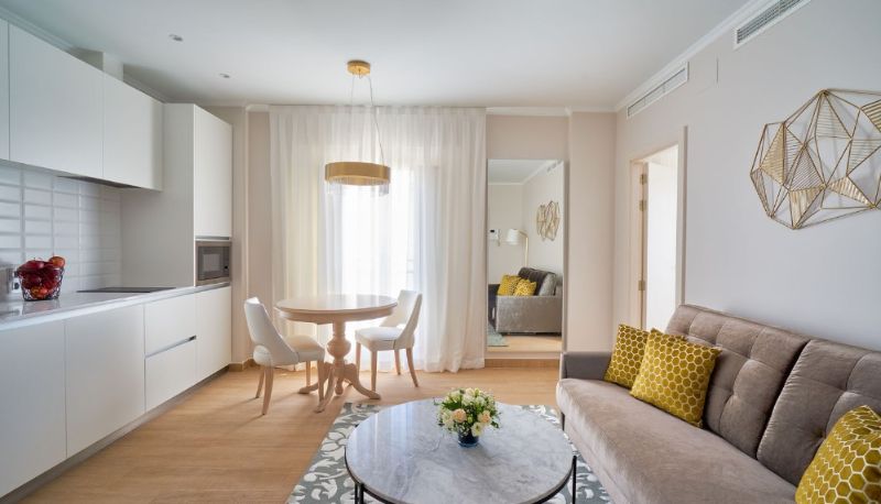 Info - TANDEM SOHO SUITES