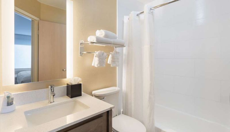 Habitación - Best Western Glenview -Chicagoland Inn and Suites