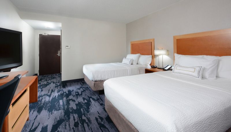 Camera - Fairfield Inn and Suites by Marriott Charlottesville North