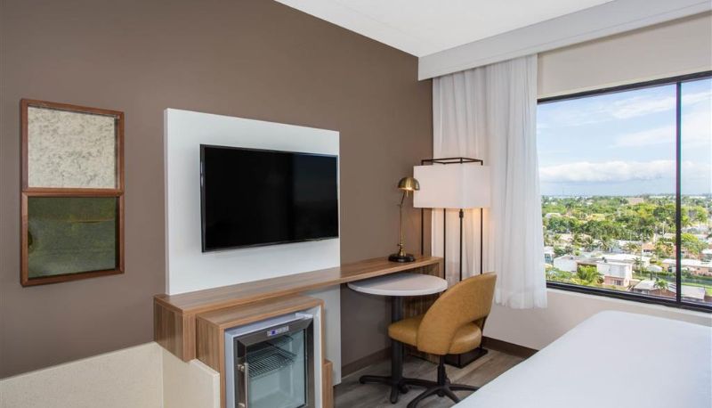 Room - Wyndham Garden Ft Lauderdale Airport & Cruise Port