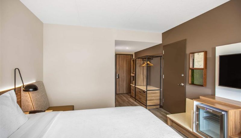 Room - Wyndham Garden Ft Lauderdale Airport & Cruise Port