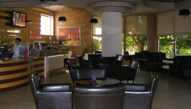 Bar - GEORGE HOTEL KORCE