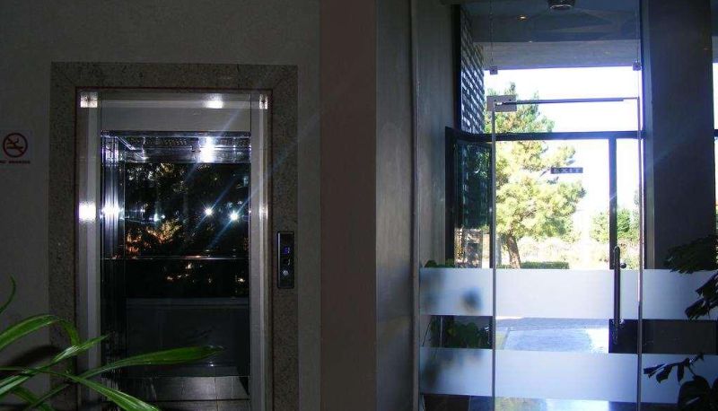 Info - GEORGE HOTEL KORCE