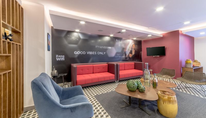 Salón - Novus Plaza Hodelpa
