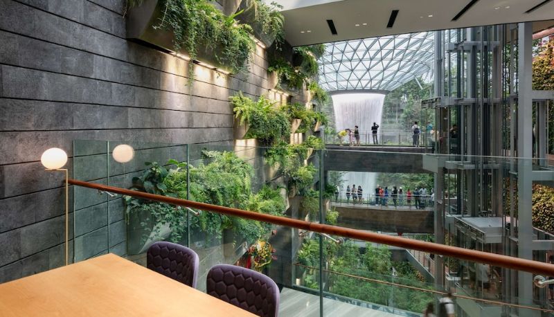 インフォメーションセンター - YOTELAIR Singapore Changi Airport