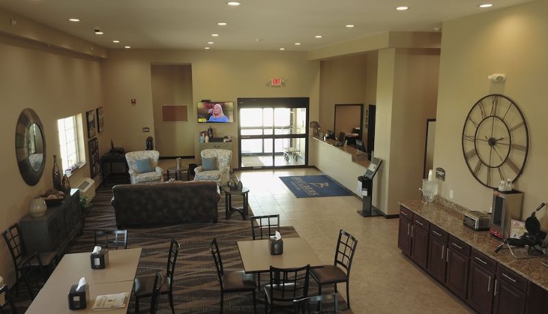 Lobby - Cobblestone Inn & Suites - Clarinda