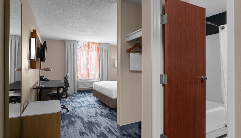Room - Fairfield Inn by Marriott Kennewick