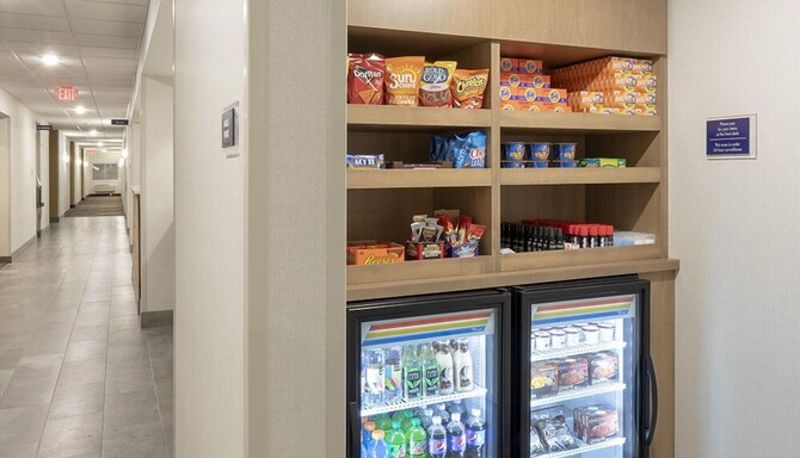 Bar - GrandStay Hotel & Suites Milbank
