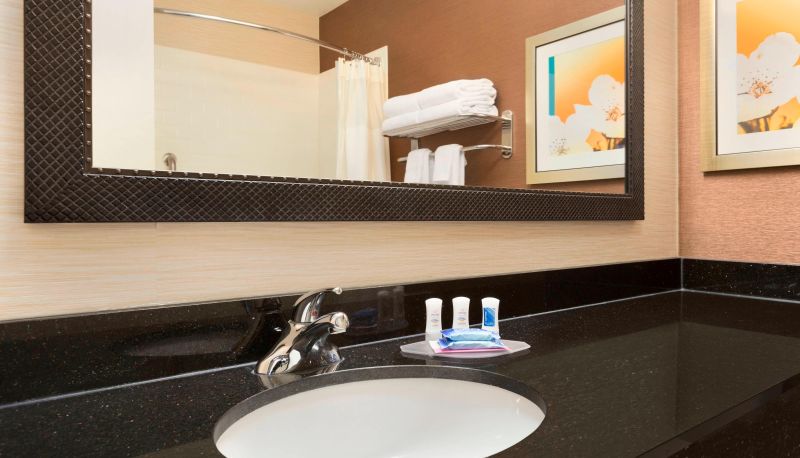 Camera - Fairfield Inn and Suites by Marriott Midland