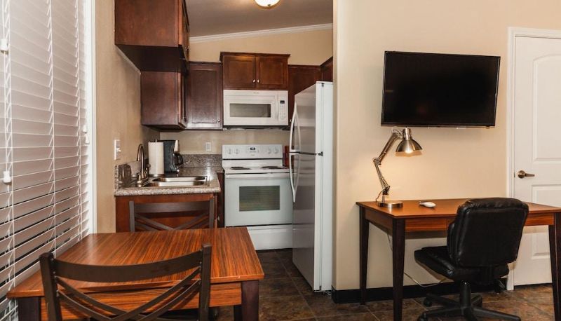 Apartment - Freeport Extended Stay Studios