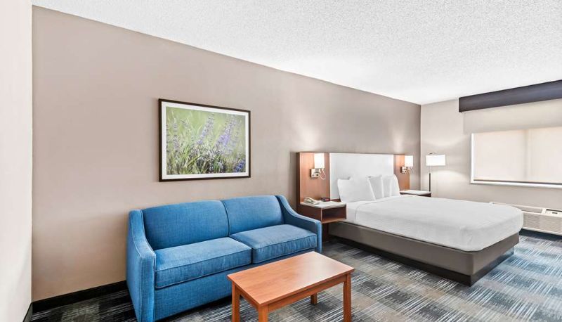 Room - Best Western Ottumwa Inn & Suites