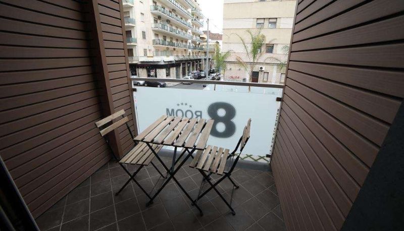 Chambre - 8 ROOM HOTEL