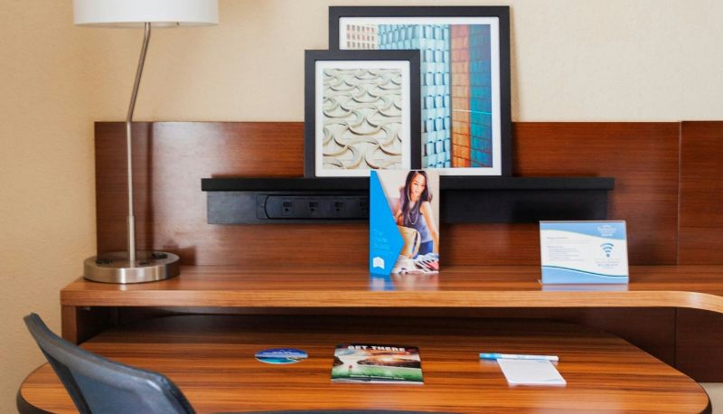 Camera - Fairfield Inn and Suites by Marriott Ponca City